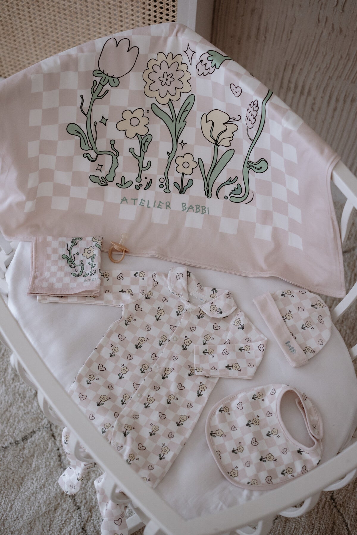 Checkered Set