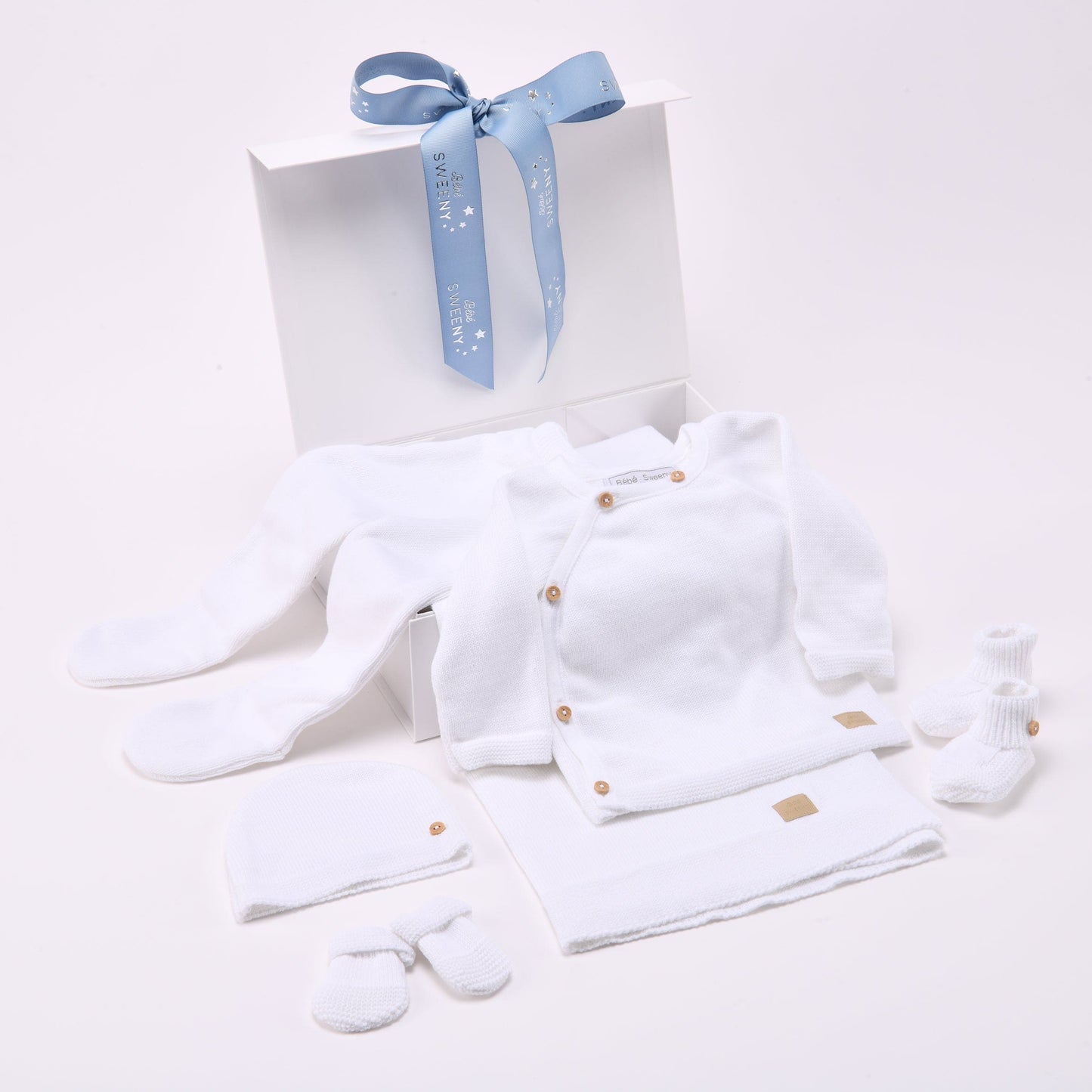 Baby White Organic Cotton Gift Set