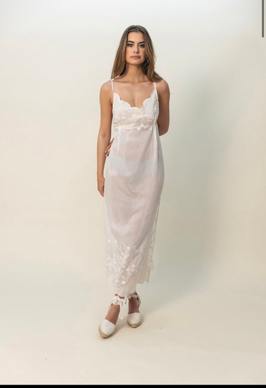 Mika Nightgown