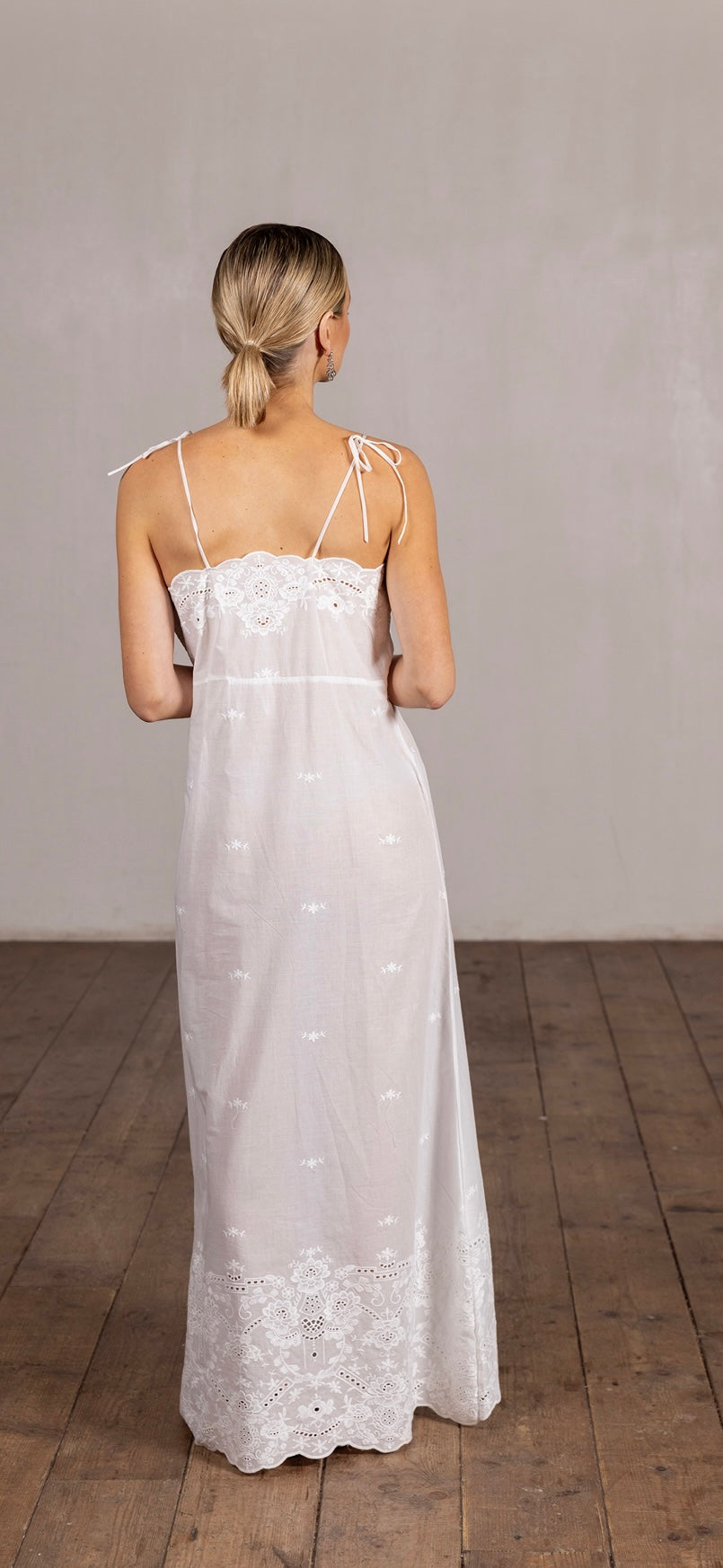 Isabella Nightgown